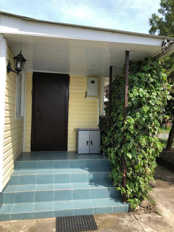 Hotel Kiwi Pizunda Exterior foto